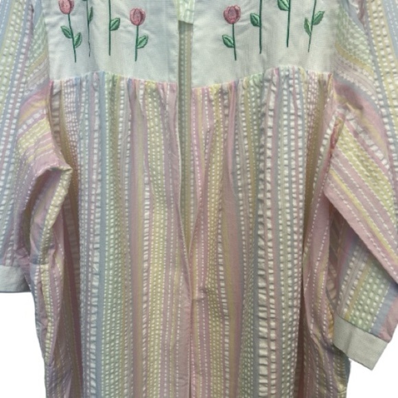 Woman Within Seersucker Zip Front Embroidered Nightgown Mumu House Dress Size 2X - Picture 5 of 10